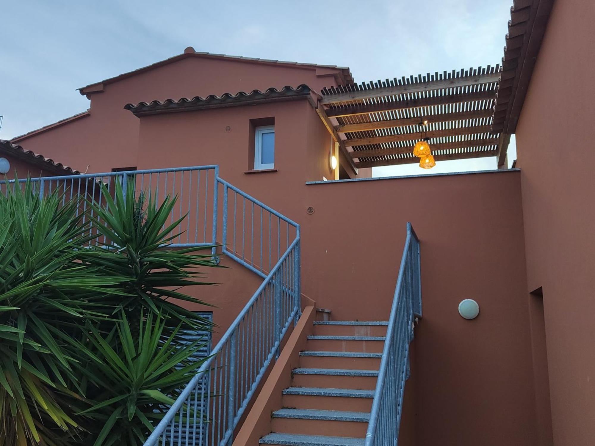Residence Hoteliere Les Hameaux De Saint Cyprien Appartement 35 M2 1 Chambre Lecci Exterior foto